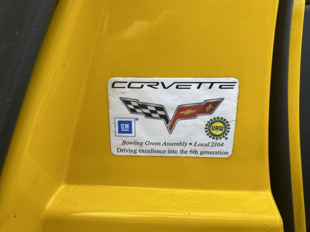 Used 2006 Chevrolet Corvette Coupe w/ Preferred Equipment Group image 28