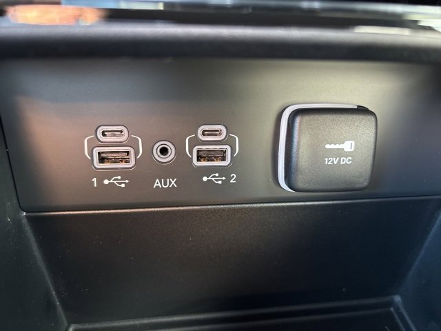 New 2025 Jeep Grand Cherokee Limited w/ Black Appearance Package image 15