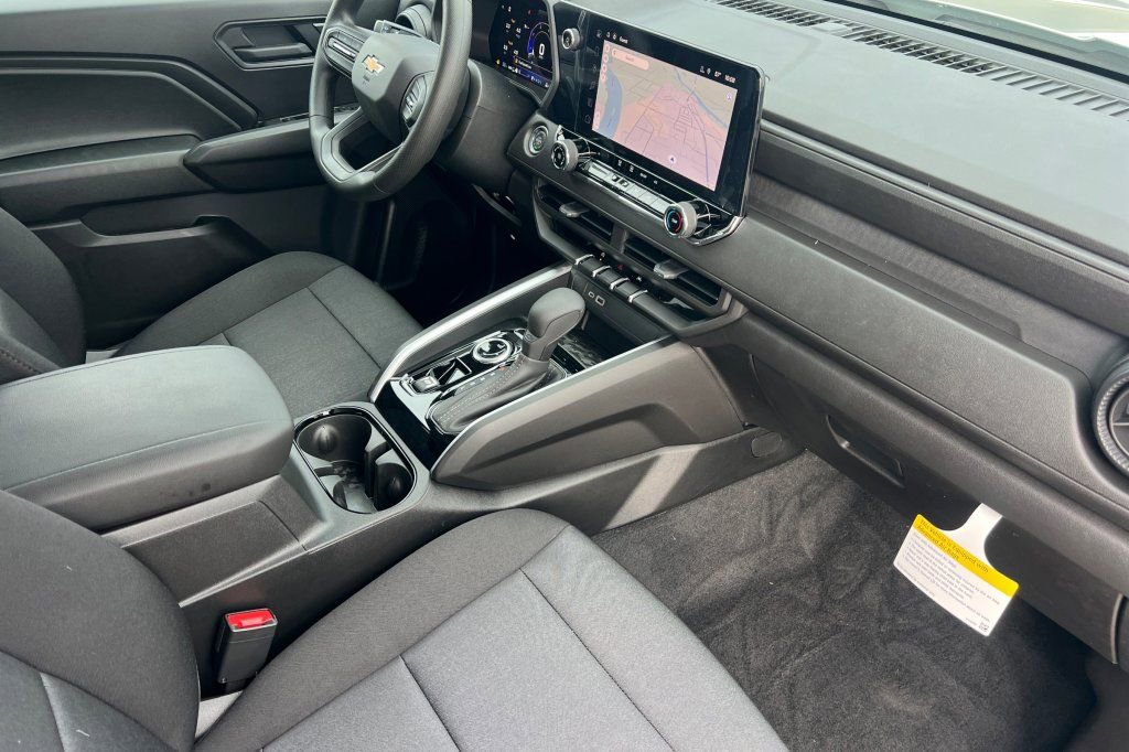 New 2026 Chevrolet Colorado W/T image 12