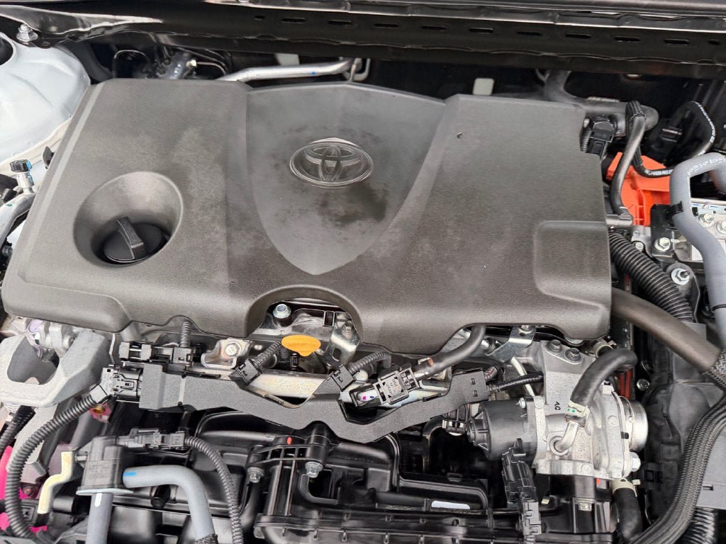Used 2026 Toyota Camry SE FWD image 30