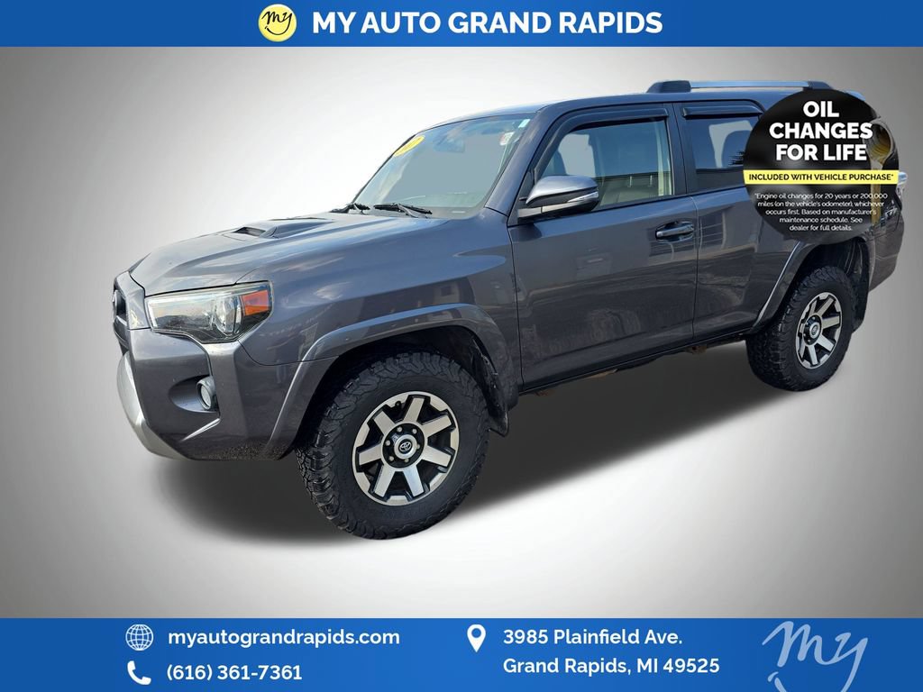 Used 2017 Toyota 4Runner TRD Off-Road Premium AWD/4WD image 3