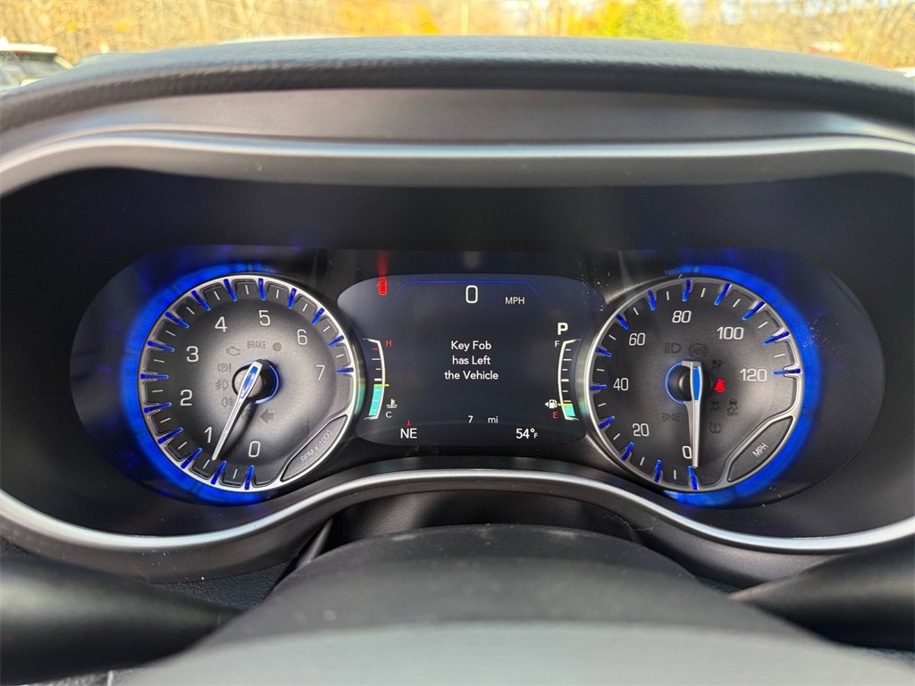 New 2026 Chrysler Pacifica Select image 24