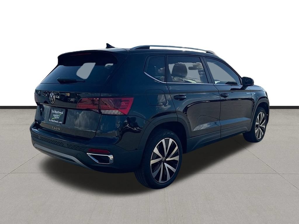 Used 2024 Volkswagen Taos SE FWD image 6
