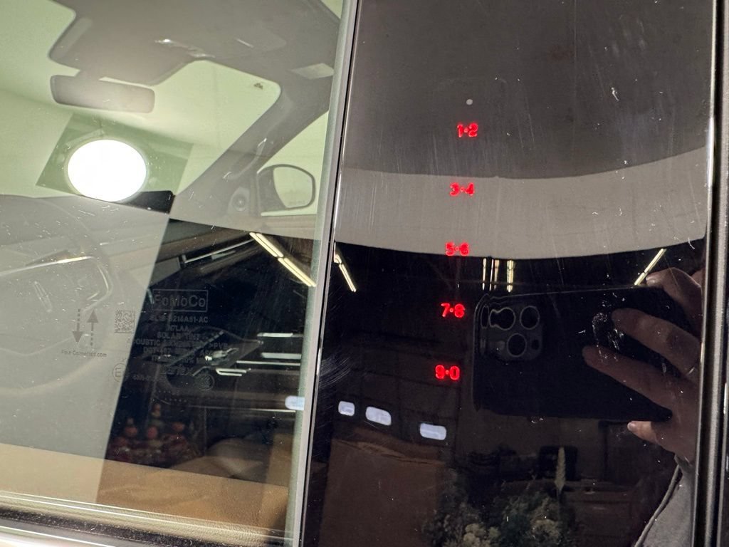 New 2026 Lincoln Navigator Reserve AWD/4WD image 33