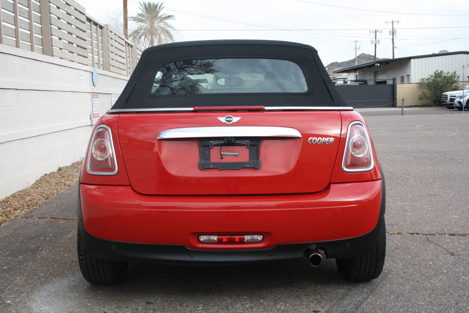 Used 2013 MINI Cooper Convertible image 5