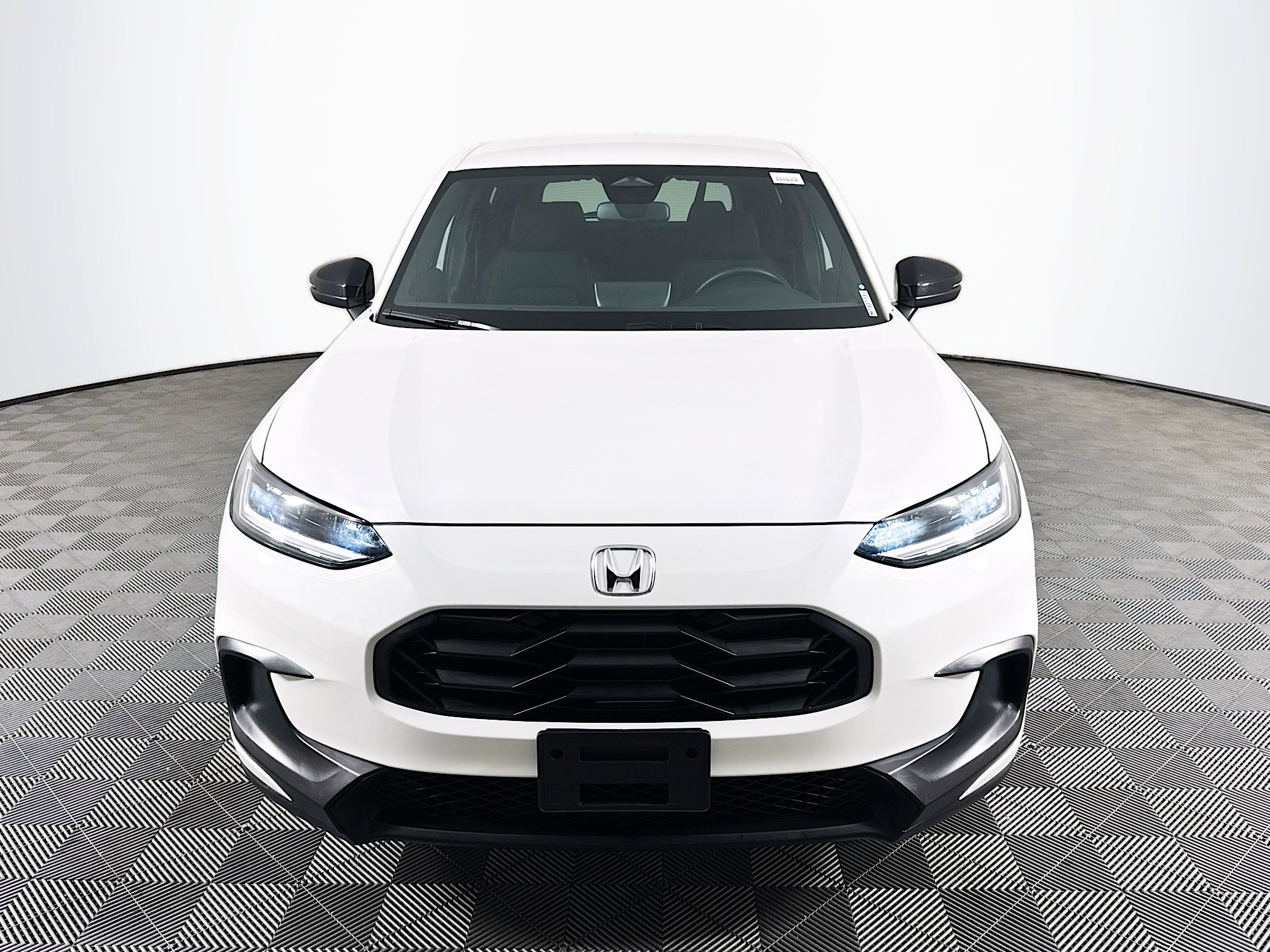 Used 2025 Honda HR-V Sport image 2