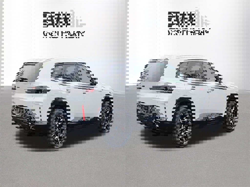 New 2026 BMW XM Label Red w/ M Driver's Package image 4