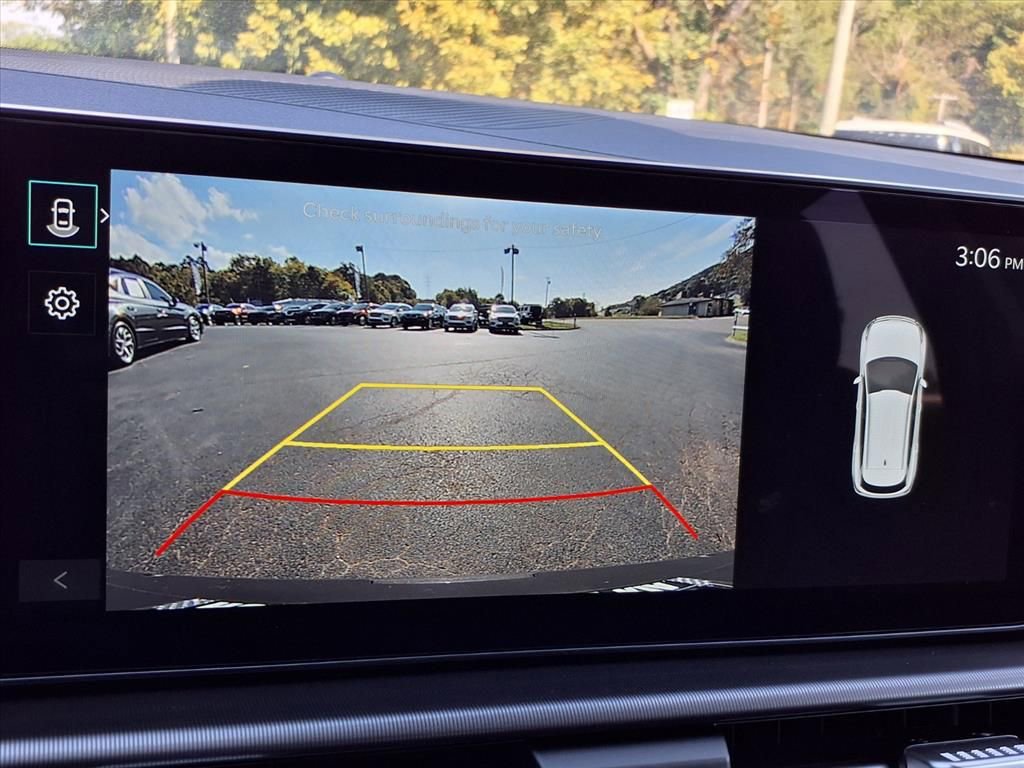 New 2026 Kia Sportage EX w/ EX Panoramic Sunroof Package image 17