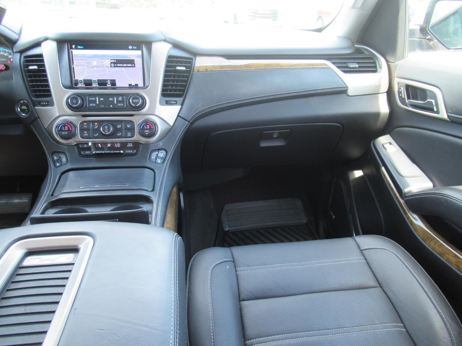 Used 2017 GMC Yukon XL Denali RWD image 14