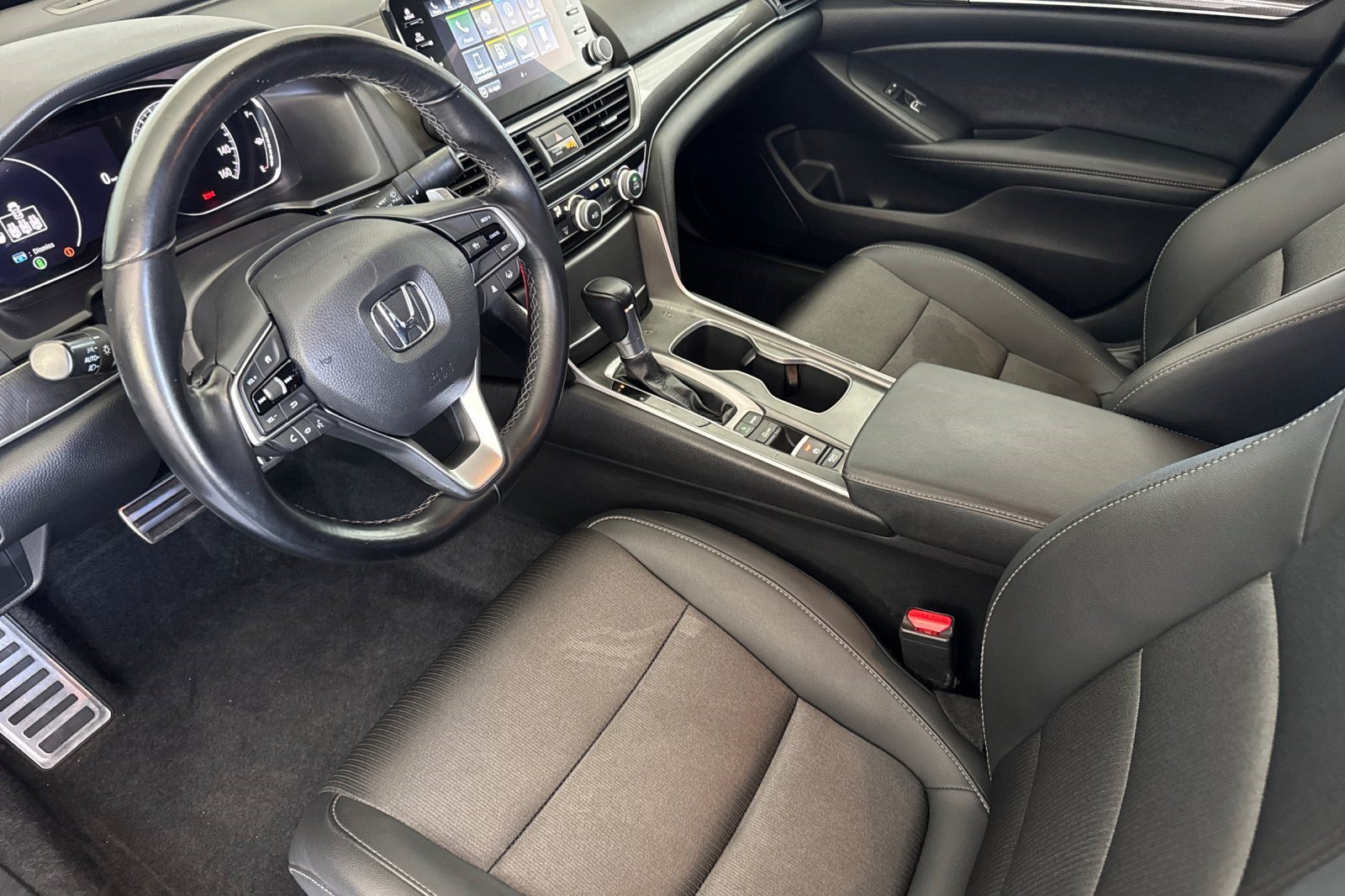 Used 2021 Honda Accord Sport image 4