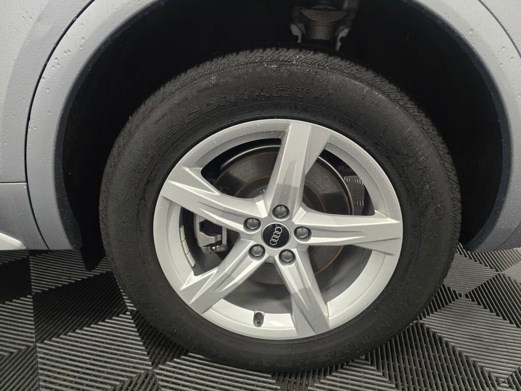 Used 2023 Audi Q5 2.0T Premium w/ Convenience Package image 22