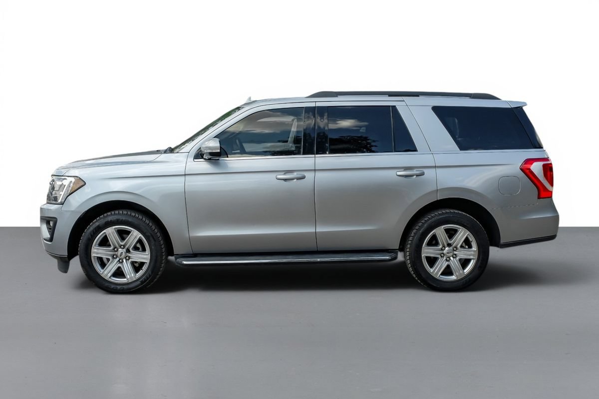 Used 2020 Ford Expedition XLT w/ Equipment Group 202A AWD/4WD image 9