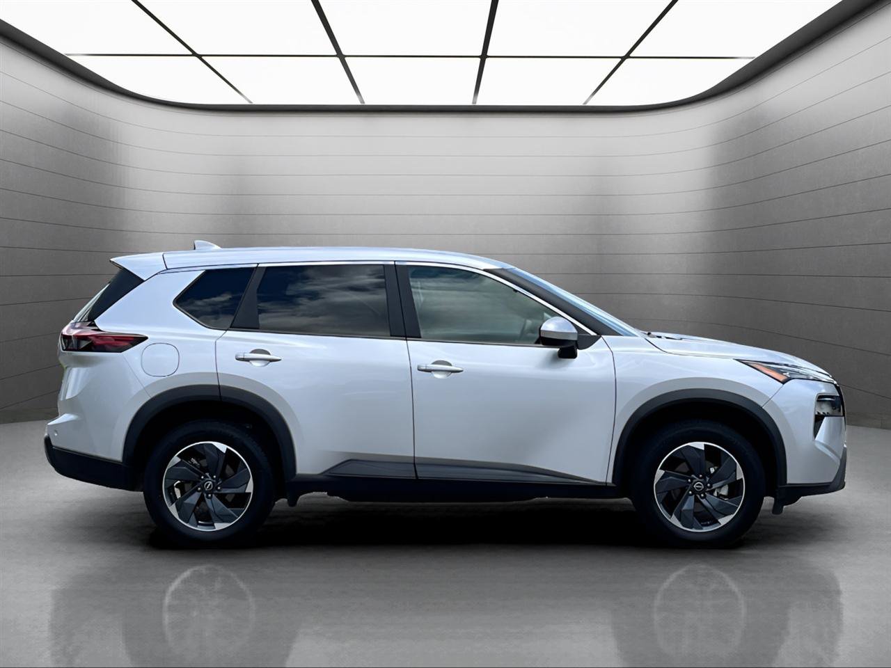 Used 2024 Nissan Rogue SV FWD image 7