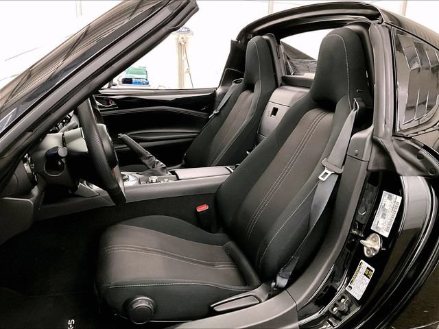 Used 2020 MAZDA MX-5 Miata RF Club RWD image 24