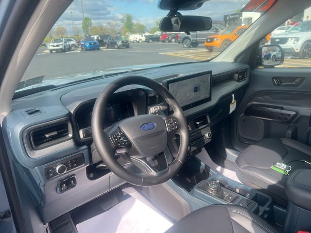 New 2026 Ford Maverick Lariat w/ Black Appearance Package image 25