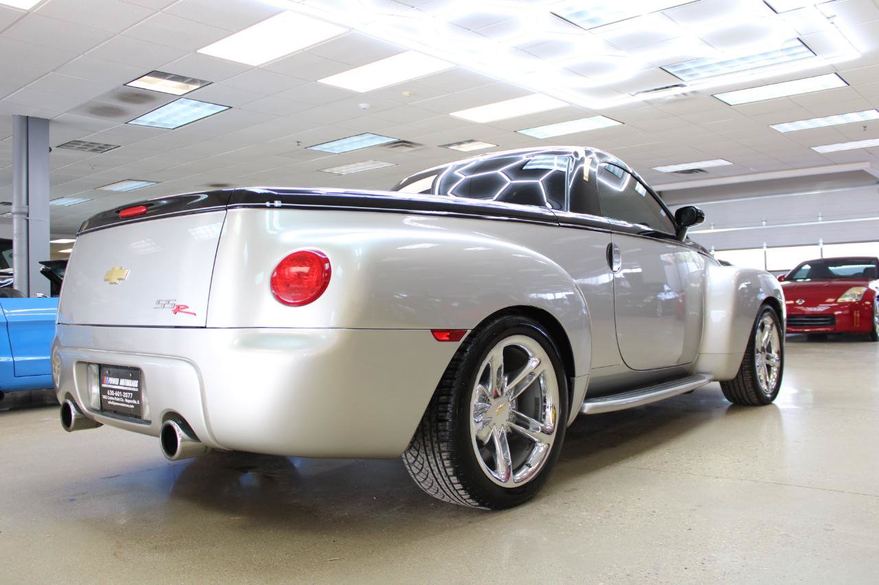 Used 2006 Chevrolet SSR w/ Preferred Equipment Group RWD image 5
