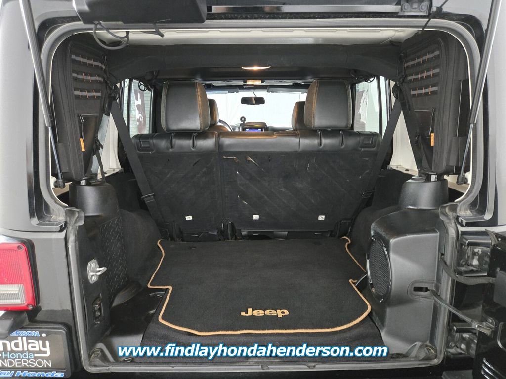 Used 2014 Jeep Wrangler Unlimited Sahara AWD/4WD image 18