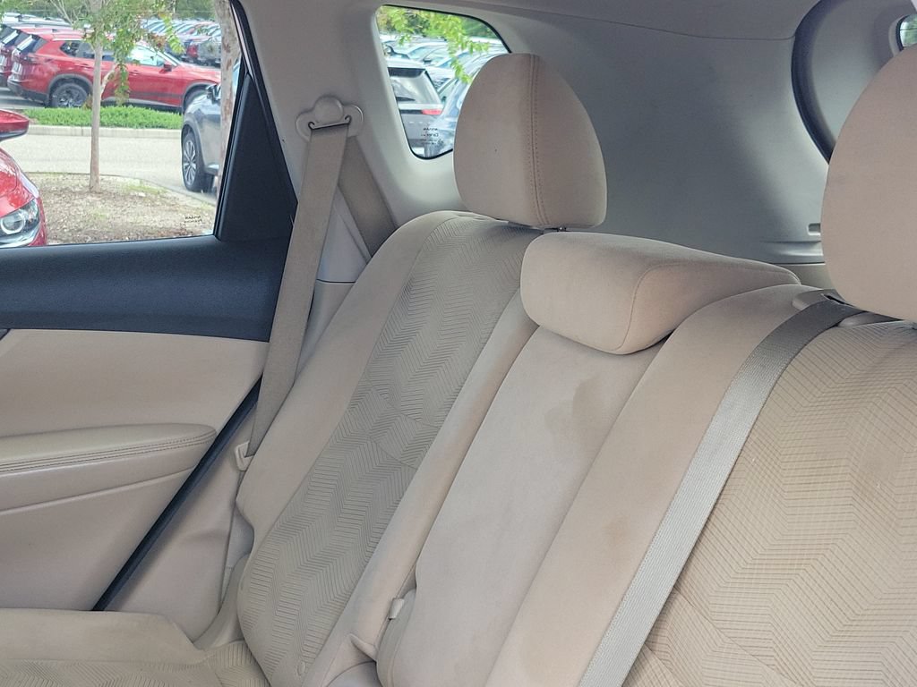 Used 2015 Nissan Rogue SV w/ SV Premium Package FWD image 13