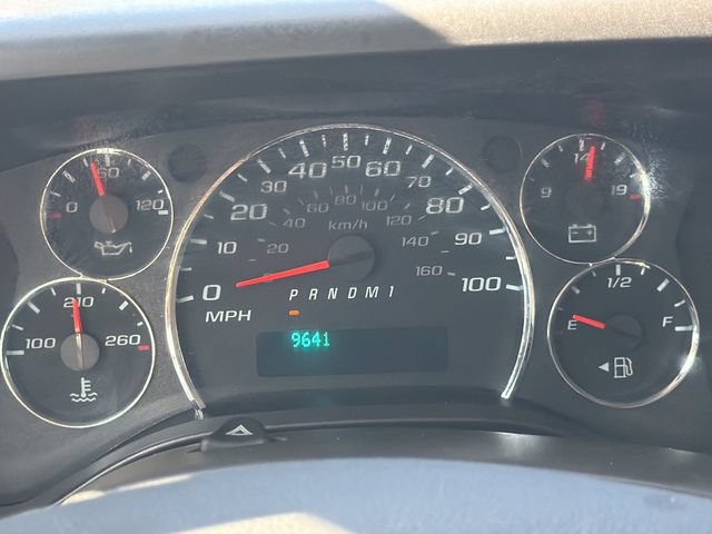 Used 2023 Chevrolet Express 3500 w/ Power Convenience Package RWD image 23