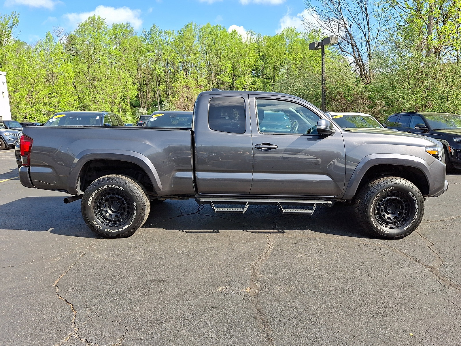 Used 2021 Toyota Tacoma TRD Sport w/ TRD Premium Sport Package image 7