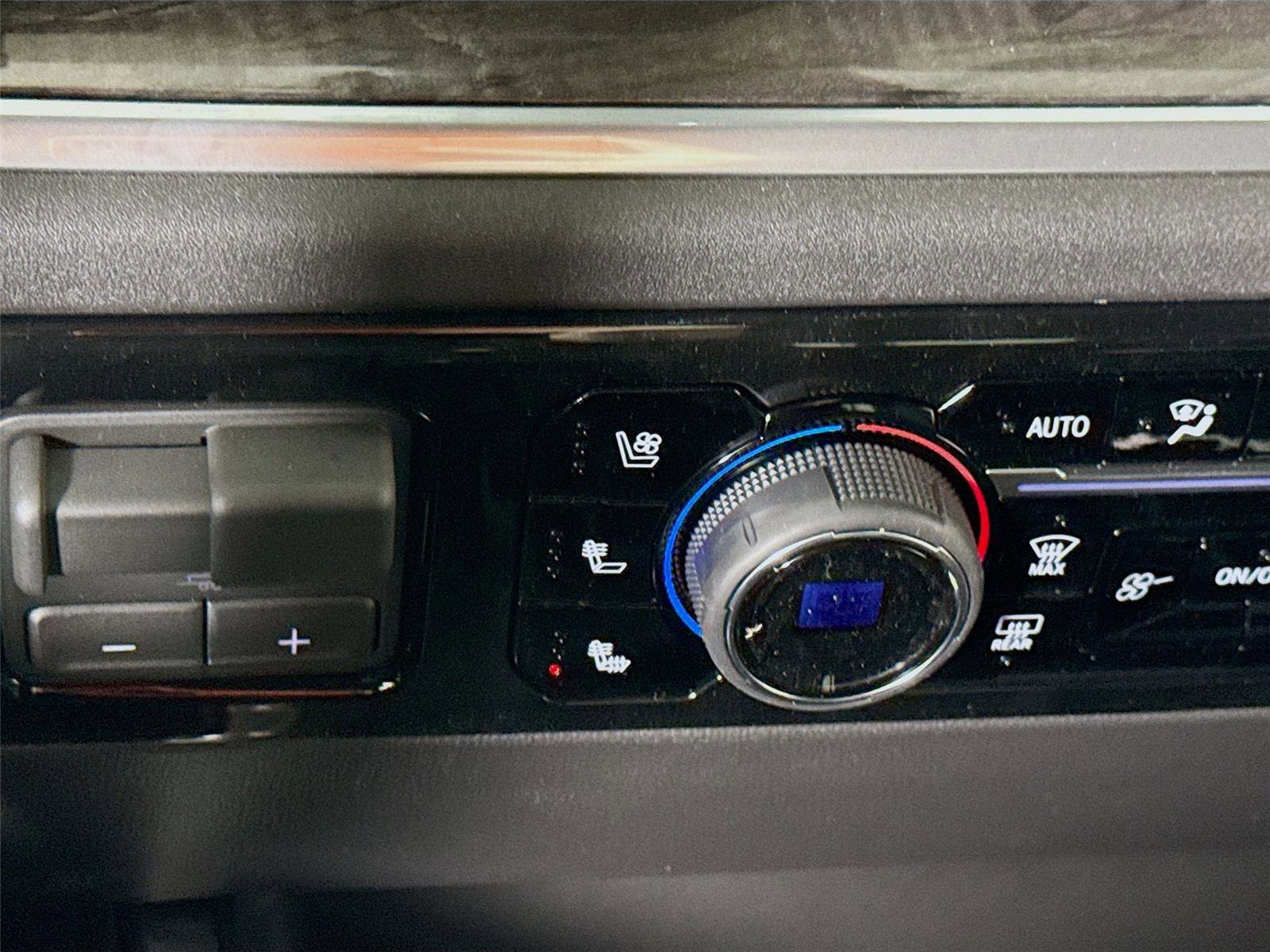 New 2026 Chevrolet Silverado 1500 LTZ AWD/4WD image 16