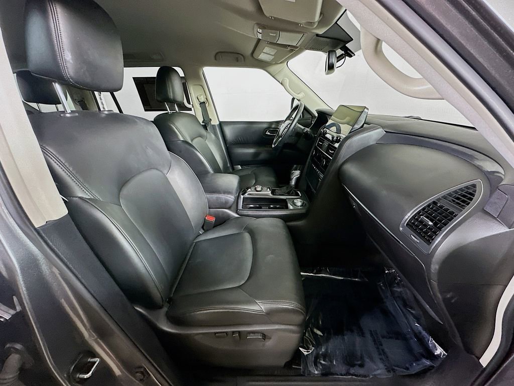 Used 2022 Nissan Armada SV w/ SV Appearance Package image 12