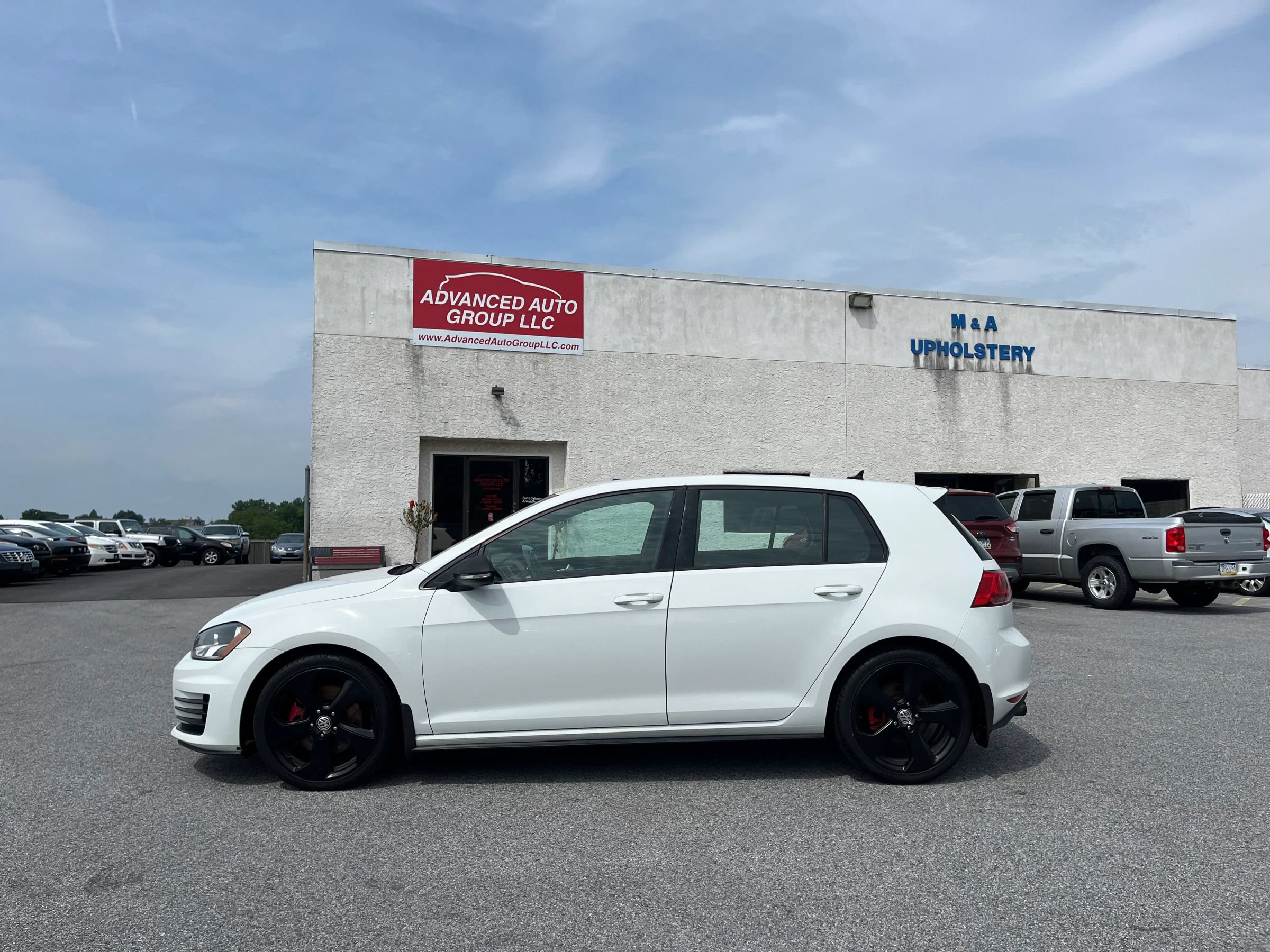 Used 2016 Volkswagen GTI S FWD image 32