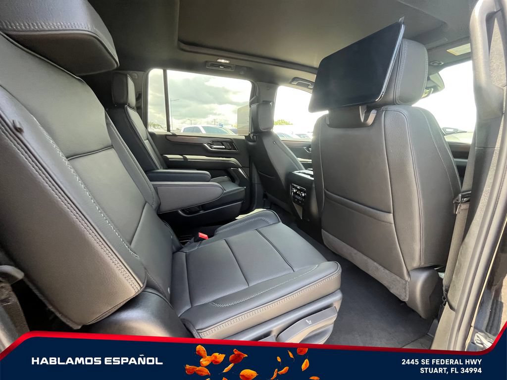 New 2026 GMC Yukon XL Denali w/ Denali Reserve Package AWD/4WD image 19