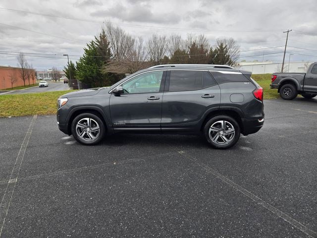 Used 2021 GMC Terrain SLT image 12