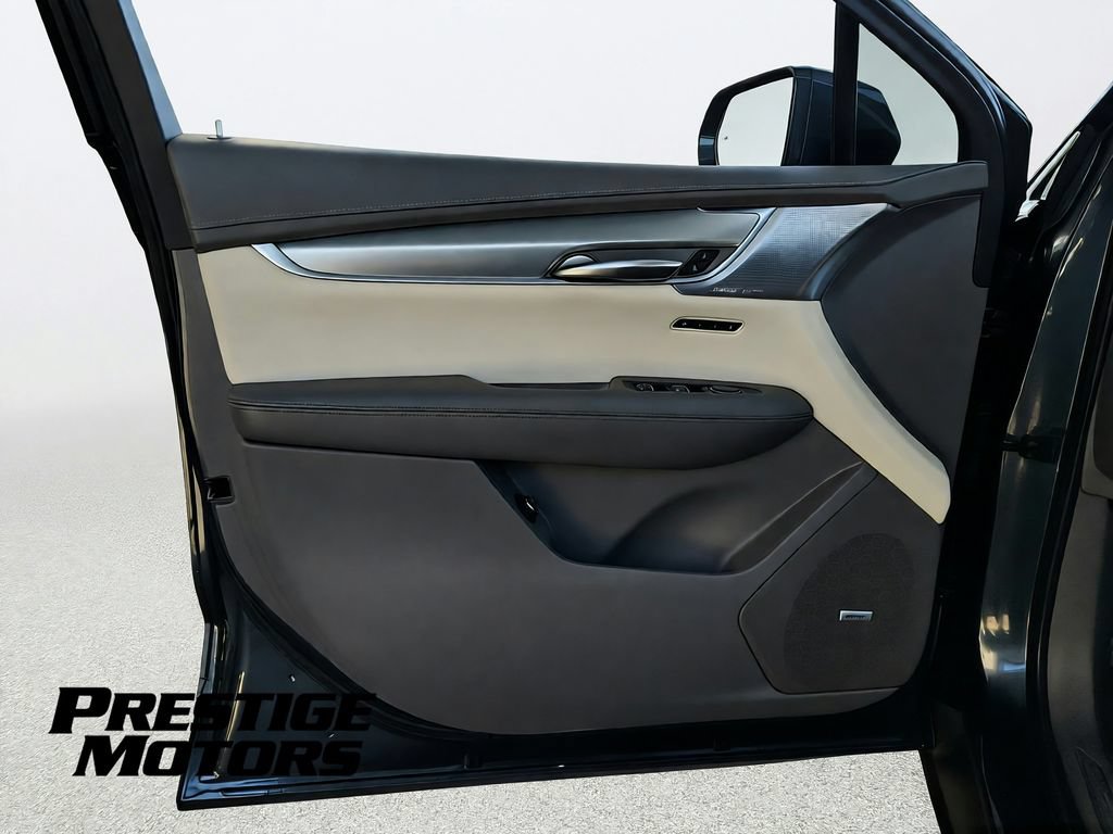 Used 2020 Cadillac XT5 Premium Luxury AWD/4WD image 22