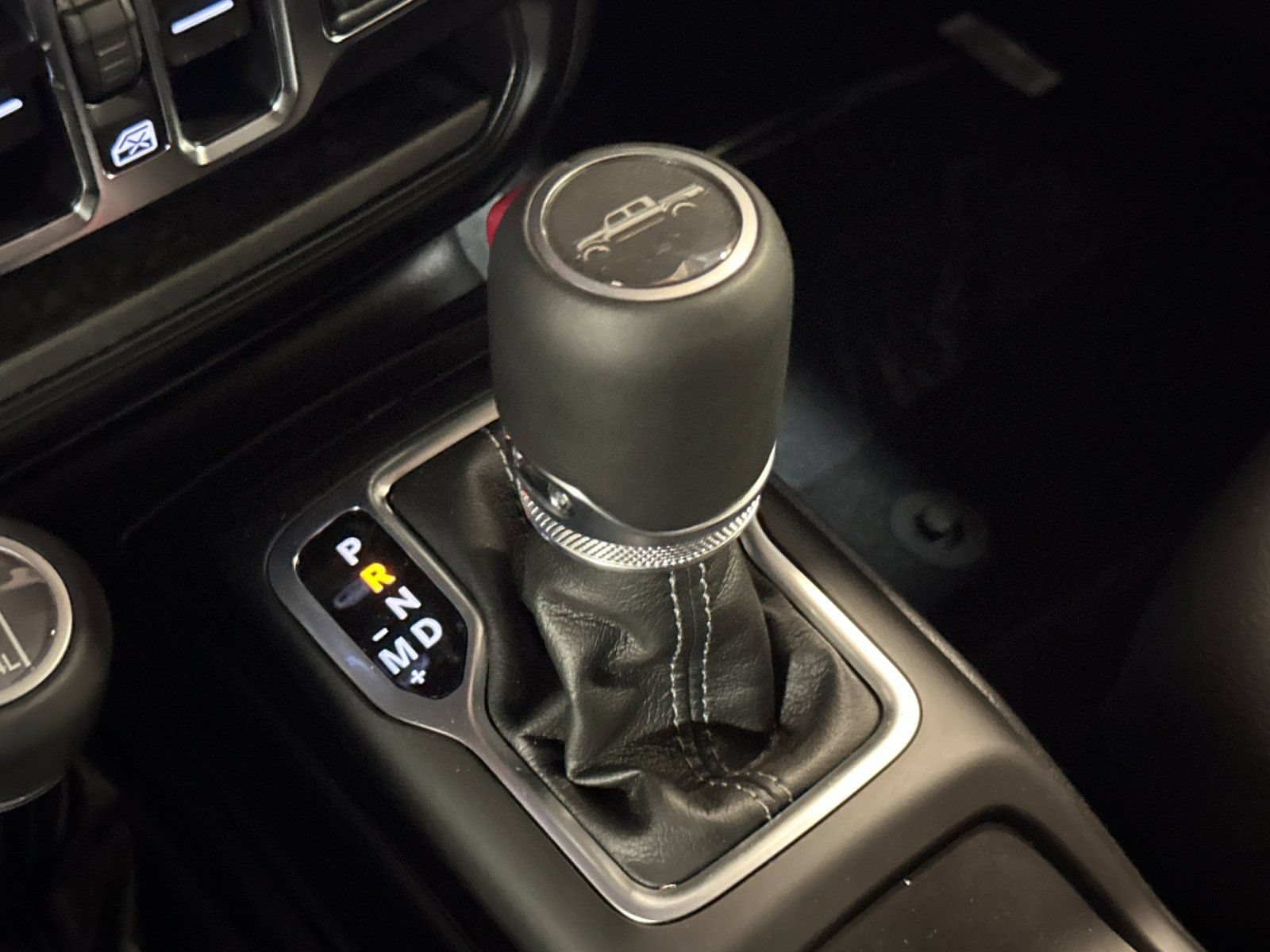 New 2026 Jeep Gladiator Sport AWD/4WD image 19