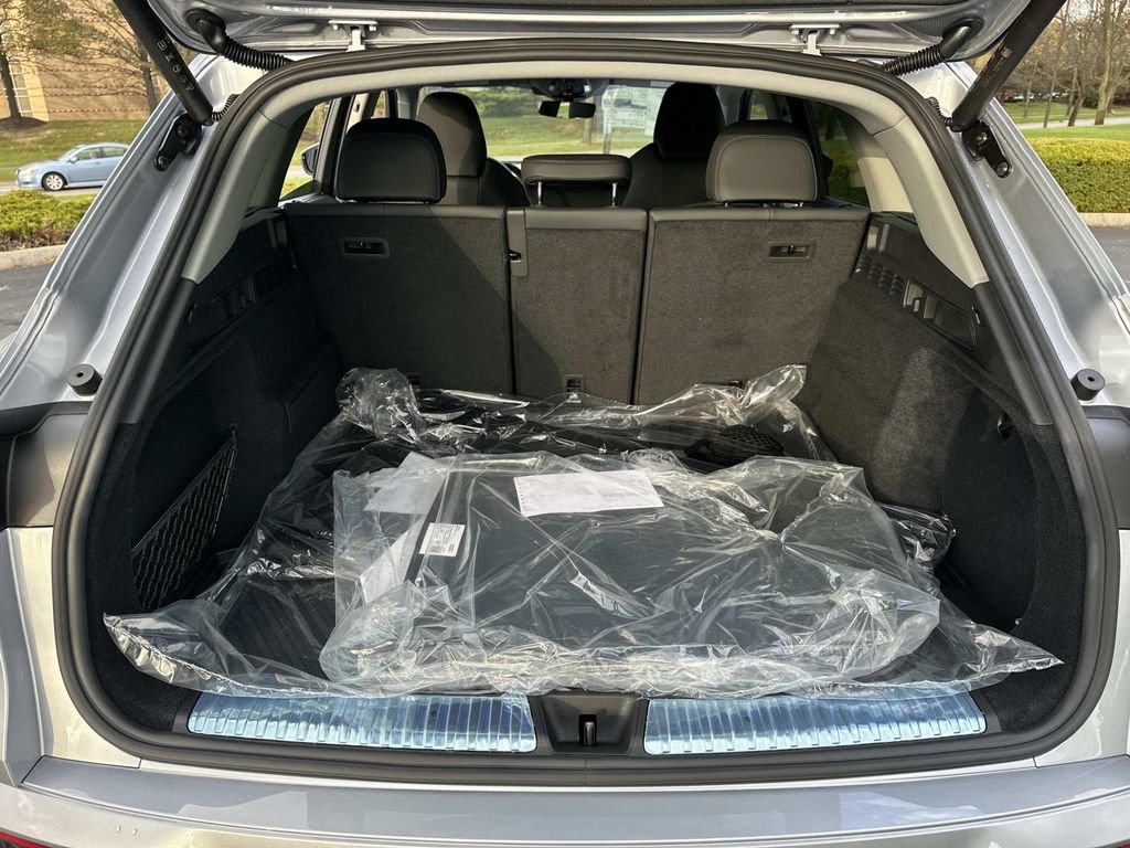 New 2025 Audi Q5 Premium Plus image 9