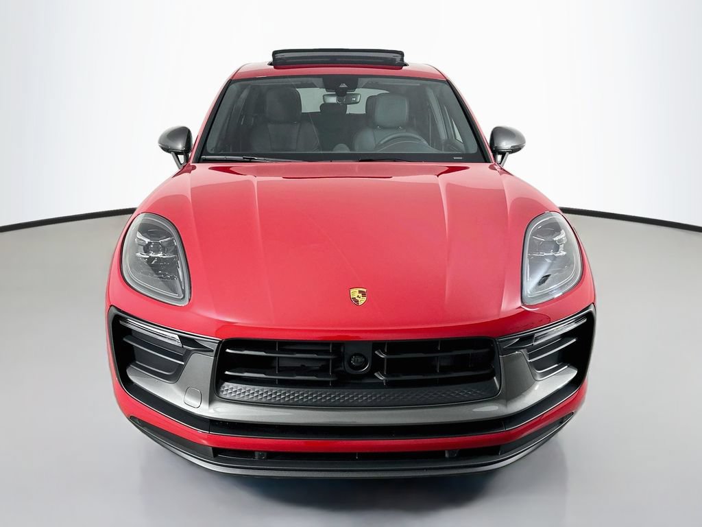 Certified 2026 Porsche Macan Turbo AWD/4WD image 6