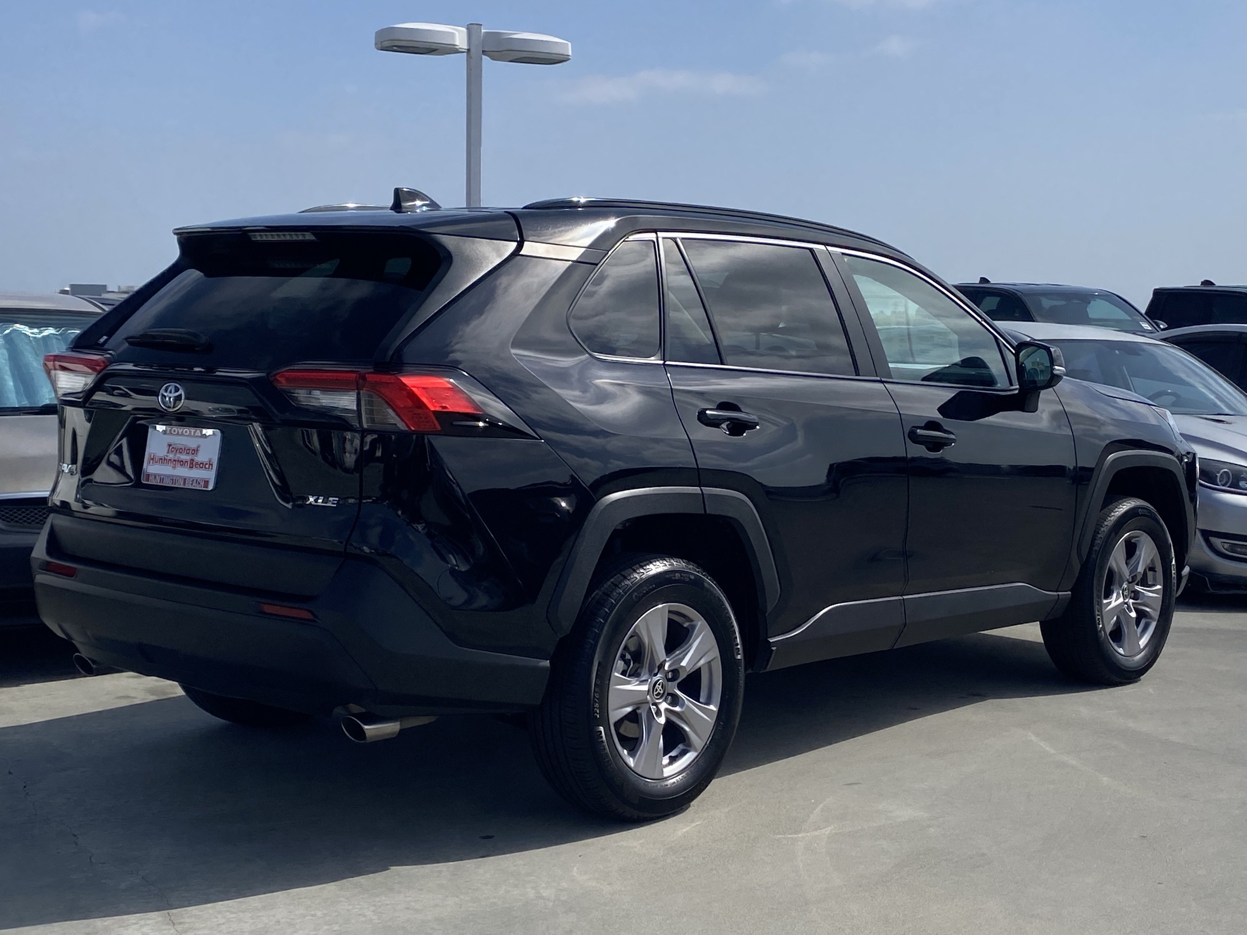 Certified 2025 Toyota RAV4 XLE FWD image 3