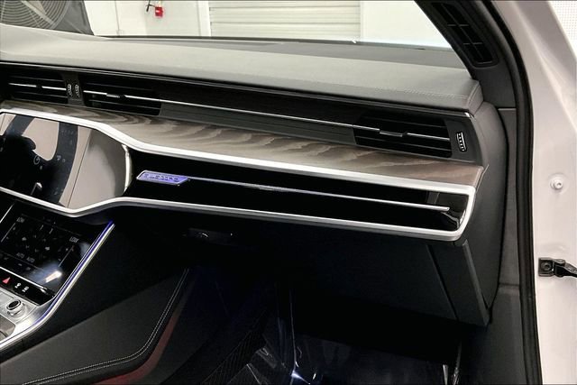 Used 2022 Audi A6 Premium Plus w/ Premium Plus Package AWD/4WD image 19
