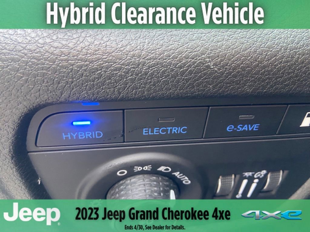 New 2023 Jeep Grand Cherokee Trailhawk image 23