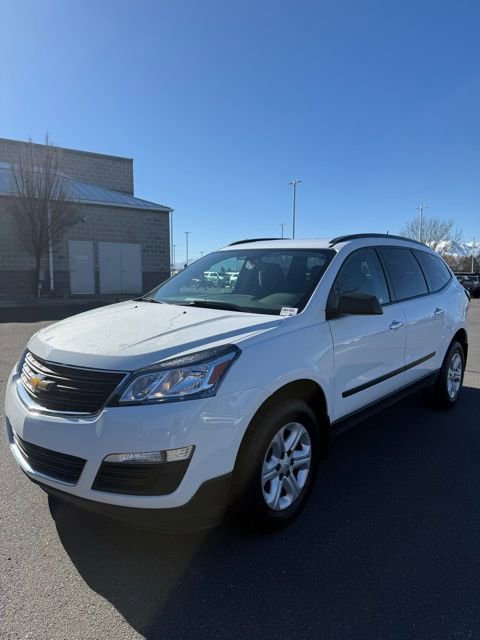 Used 2017 Chevrolet Traverse LS FWD image 6