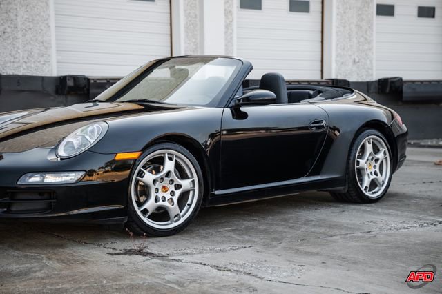 Used 2005 Porsche 911 Carrera image 35