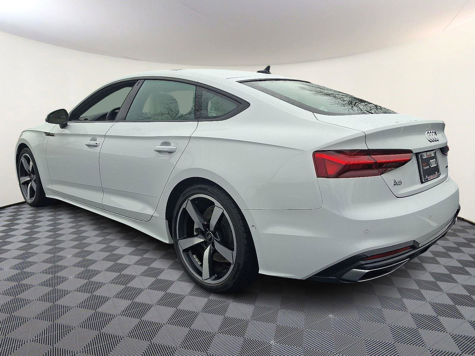 Used 2025 Audi A5 2.0T Prestige image 4