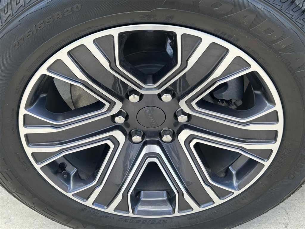 Used 2024 Jeep Wagoneer Series II w/ Flexible Seating Group image 9