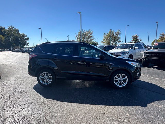Used 2017 Ford Escape SE w/ Equipment Group 201A AWD/4WD image 15