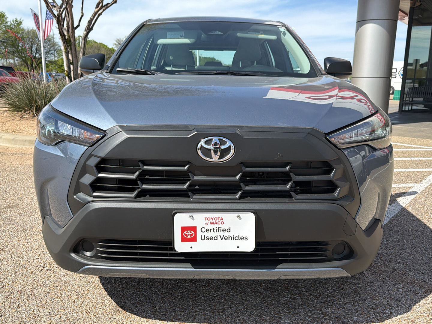 Used 2026 Toyota Corolla Cross L image 8