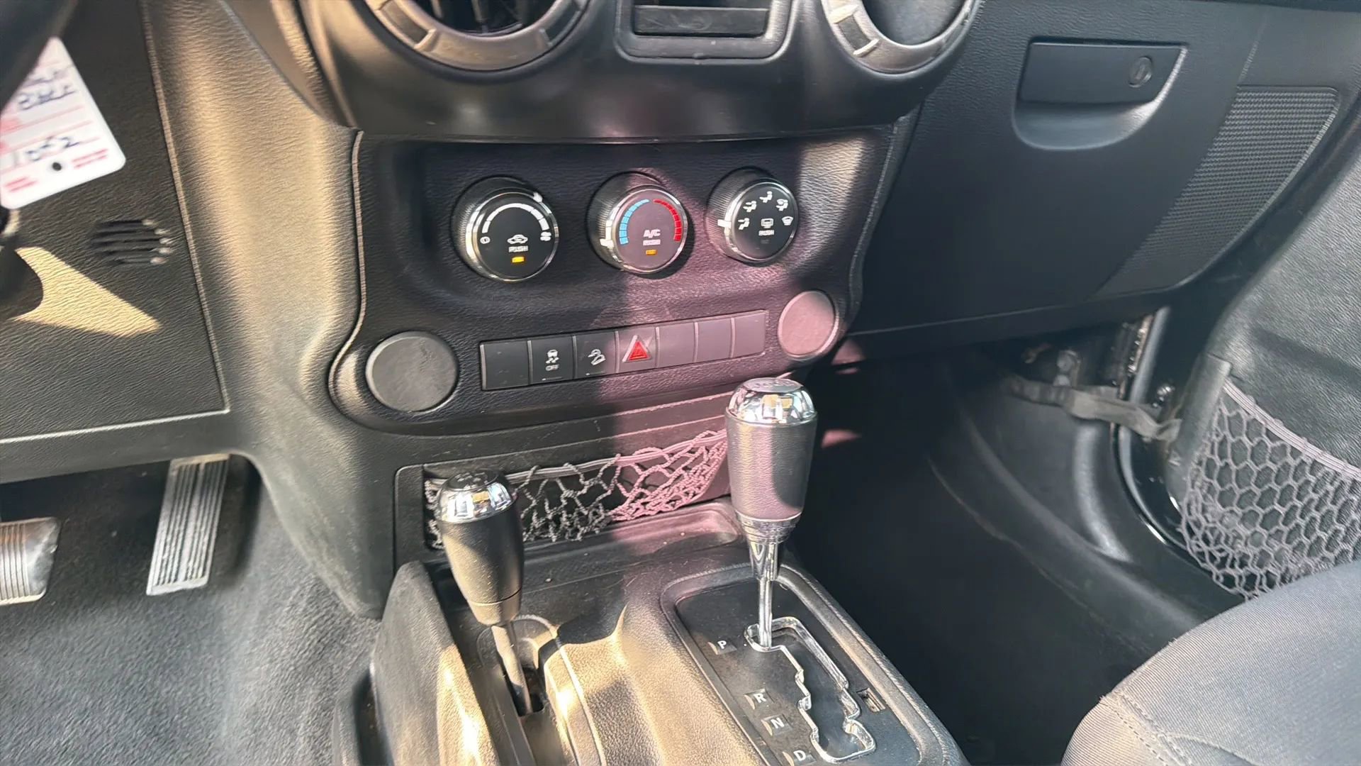 Used 2017 Jeep Wrangler Sport w/ Connectivity Group image 46