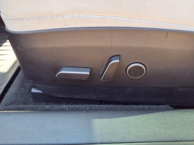 Used 2022 Tesla Model 3 Standard Range RWD image 17