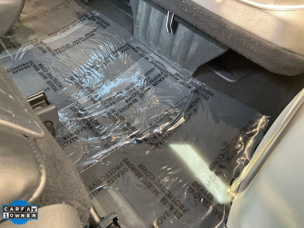 Used 2022 Chrysler Pacifica Limited w/ Uconnect Theater Family Group image 34