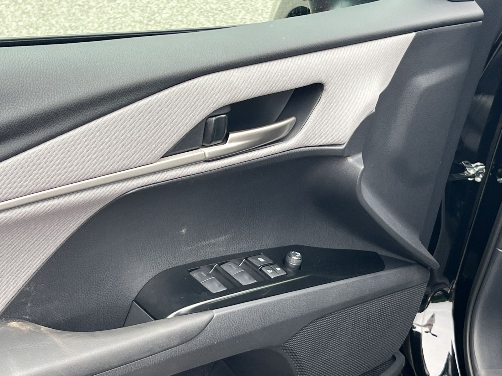 New 2026 Toyota Camry SE w/ Multimedia Upgrade Package FWD image 10