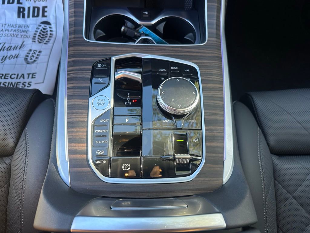 Certified 2025 BMW X7 xDrive40i image 18