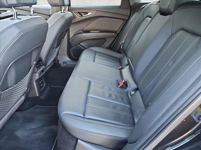 Used 2023 Audi Q4 e-tron Prestige AWD/4WD image 19