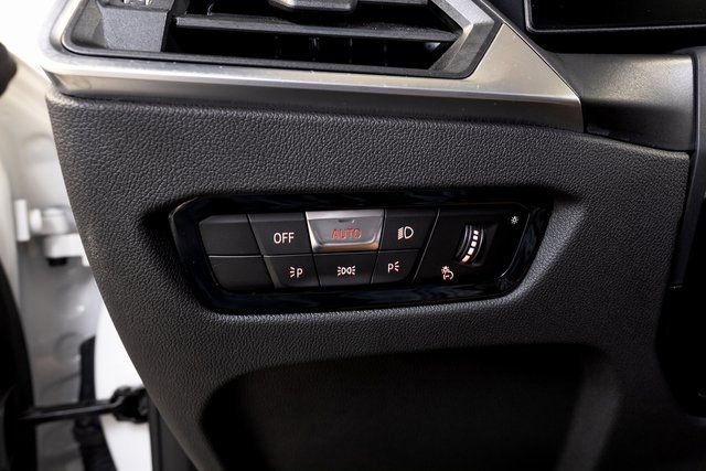 Used 2024 BMW M2 w/ Lighting Package image 44