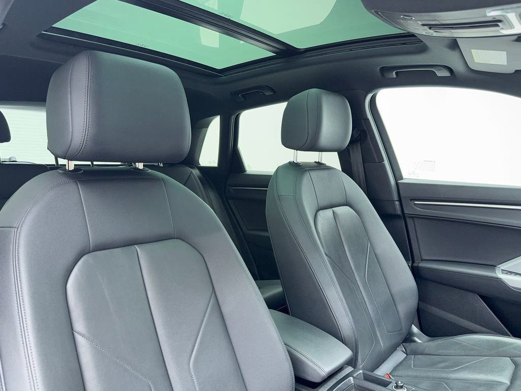 Used 2022 Audi Q3 2.0T Premium image 45